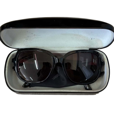 Alex Perry Women's Black Sunglasses