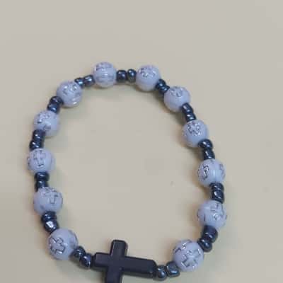 Cross Stretch Beaded Bracelet