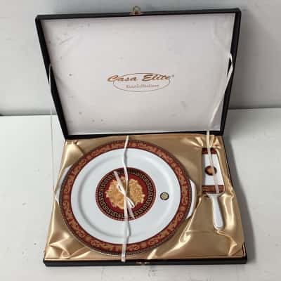 Casa elite Juno fine porcelain cake platter and spatula set