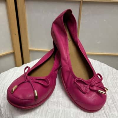 SUPERSOFT by Diana Ferrari Women's  Size 39 Flex3-SU Flats Fuchsia Pink