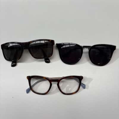 Women's Goasses bundle x 2 sunglasses & x 1 reading glasses