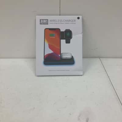 3 in 1 Wireless Charging Station (iPhones/Apple Only)