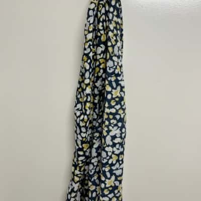  Women's One Size Scarf 