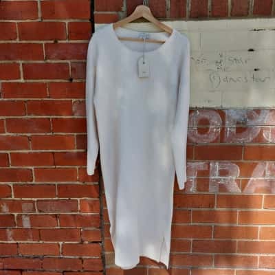 ELK! Womens  Size 10 Long Sleeve Knit Dress White 