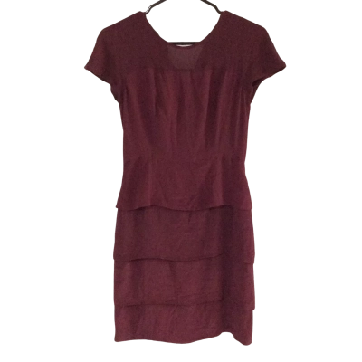 French Connection Womens  Size 8 Cocktail Dress / Short Sleeve Dress  Maroon 
