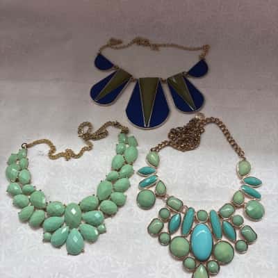  Women's GREEN Necklace (COSTUME) bundle 