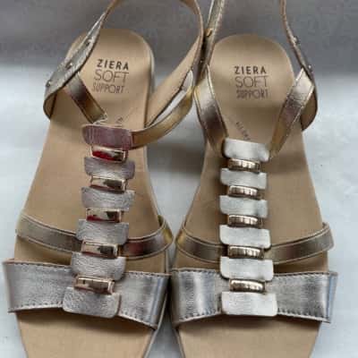 Ziera Women's  Size 37 Sandals Soft Support 