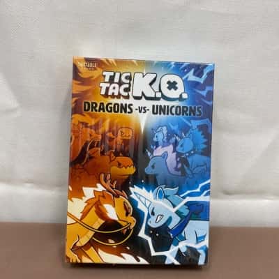 Tic Tac K.O Dragons vs Unicorns 