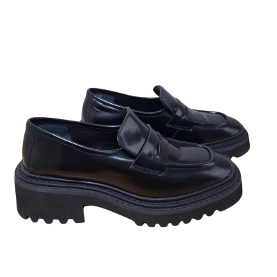 Country Road Callie Loafers - size 38  