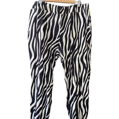 Taking Shape Size 22 Call Of The Wild Linen Pant Spring Fling Animal Print BNWT