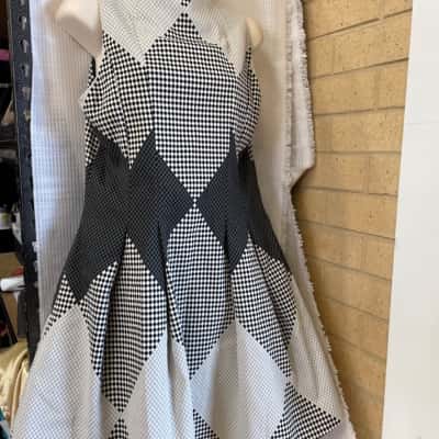 Cue Womens Sleeveless Dress  Black  / Cream / Pattern 