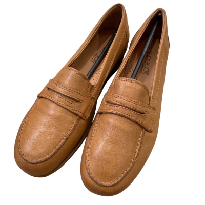 Diana Ferrari Womens Size 6 Tan Leather Loafers