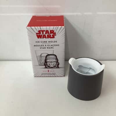 NEW - Star Wars Stormtrooper Ice Cube Molds set of 2