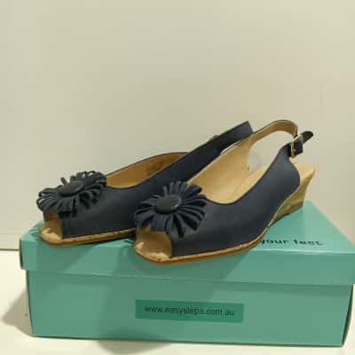 Easy Steps Blue Sandals Women's Size 9