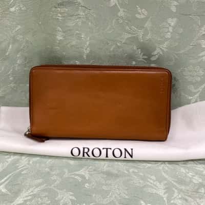 Oroton Womens Wallet Brown 