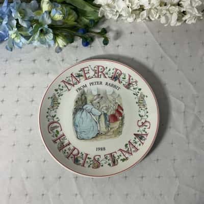 Vintage Wedgwood Merry Christmas From Peter Rabbit 1988 Plate