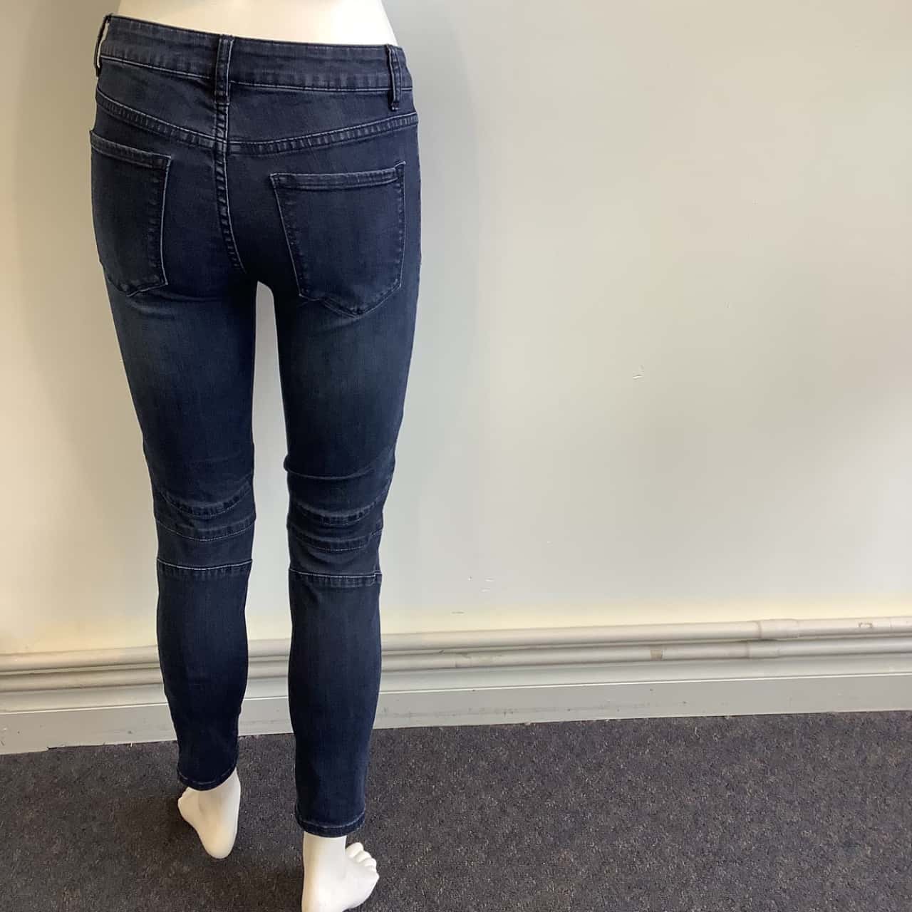 Size 9 Slim Fit Jeans Dark Blue 