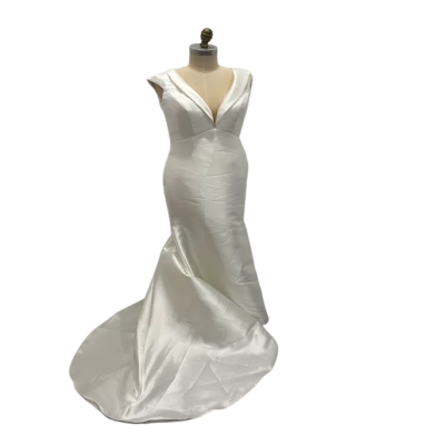 House of StPatrick Womens  Size 12 Wedding Dress White 