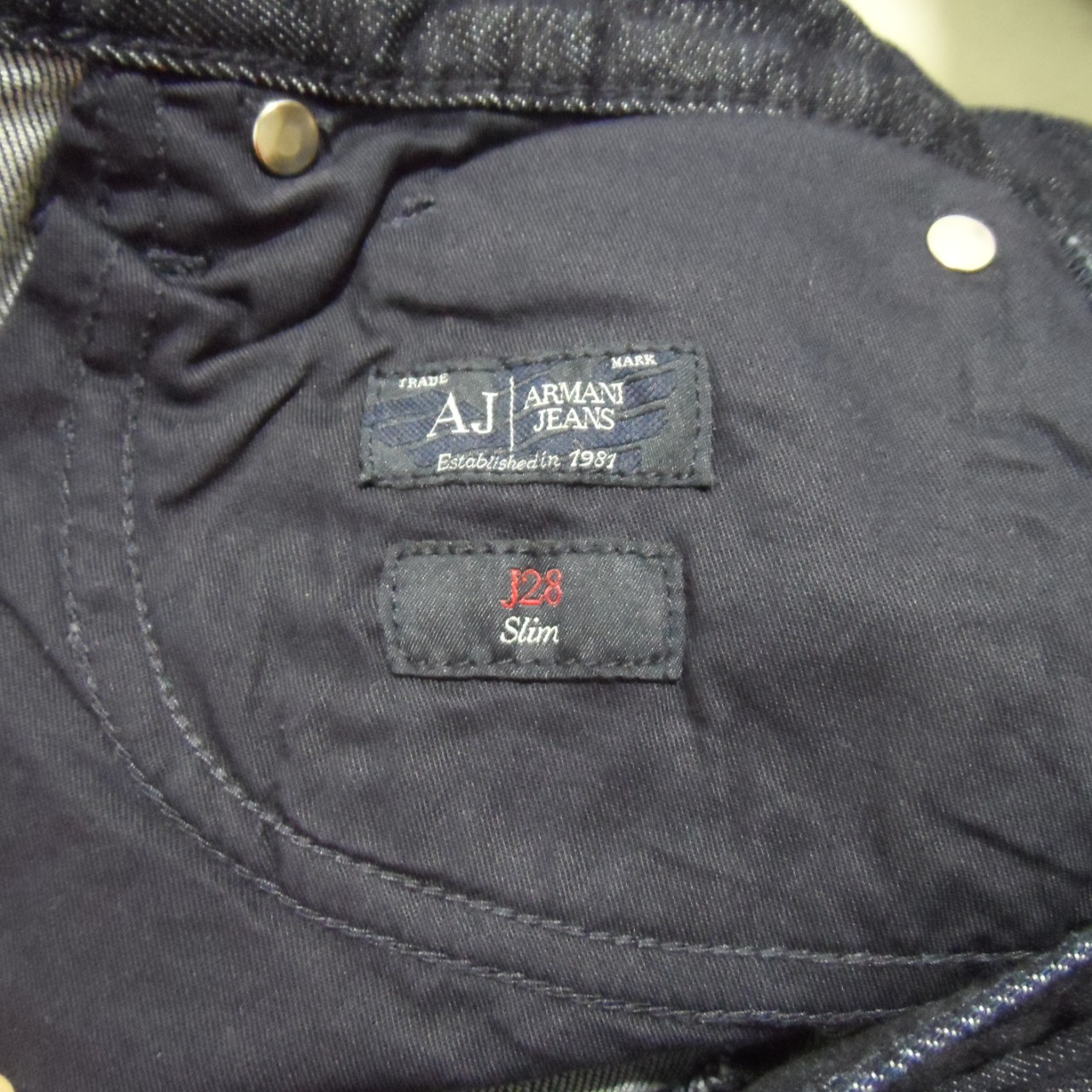 Armani Jeans J28 Mens Size 32 Slim Fit Jeans Indigo Blue New with Tags(s)