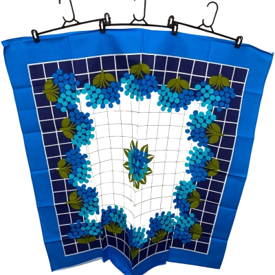 Vintage Tablecloth Blue 133L x 133W