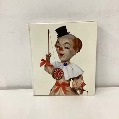 Traumwelt Der Puppen hardcover book
