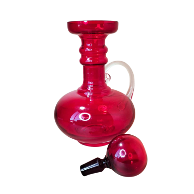 Tamara Aladin 1502 "Kleopatra" Red Vase - Finnish Vintage MCM Art Glass Design from Riihimäen Lasi, Finland. Good Condition.