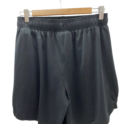 Under Armour Mens  Size M Black  shorts