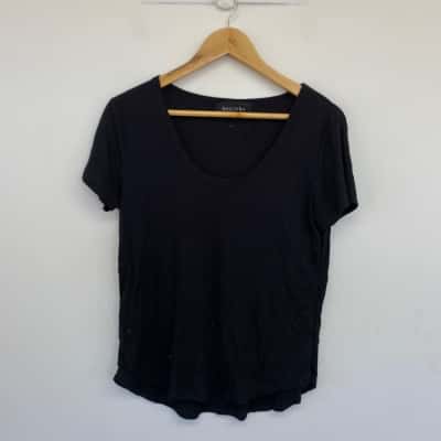 Decjuba Black Short Sleeve Ribbed T-shirt  Size M 