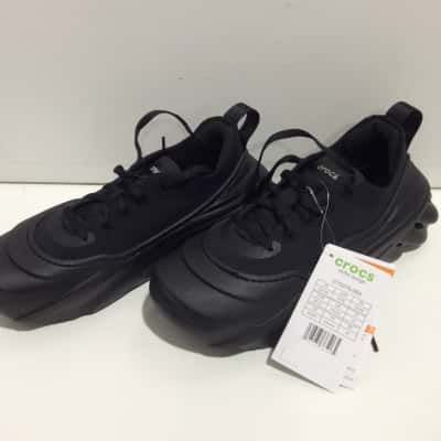 Crocs  echo surge Unisex  Size w6 m4 Sneakers 