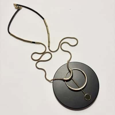  Mimco Black & Gold Tone Circle Bar Pendant Necklace 
