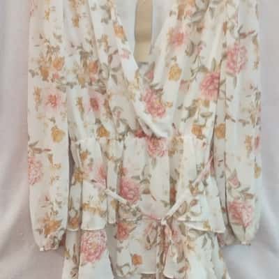 Forever New Womens  Size 16 Mini Dress Floral / White 