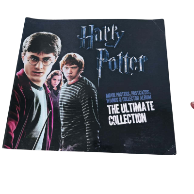 Harry Potter ULTIMATE Collection – Complete Postcards, 13 Posters & 3 Wands 