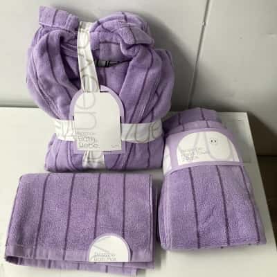 NEW - VUE  purple  pinstripe bath robe, 2 pack hand towels and bath mat