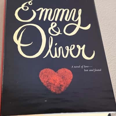 Emmy & Oliver - Robin Benway