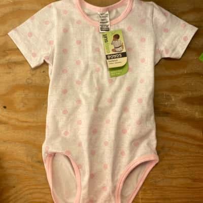 Bonds Baby Kids  Size 1 Bib Pattern / Pink  / White 