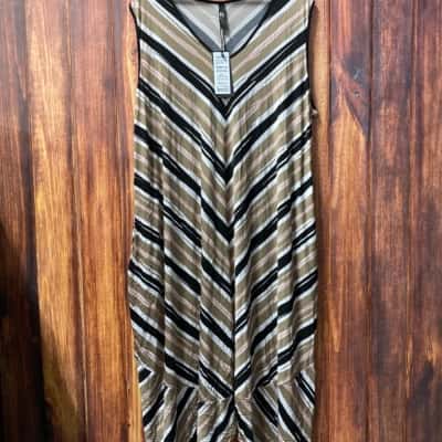 Taking Shape   Size L Beige / Black  / Pink  dress new 