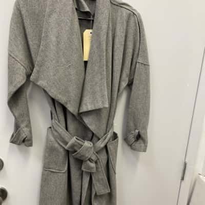  Womens  Size 6 Open Jacket Grey 