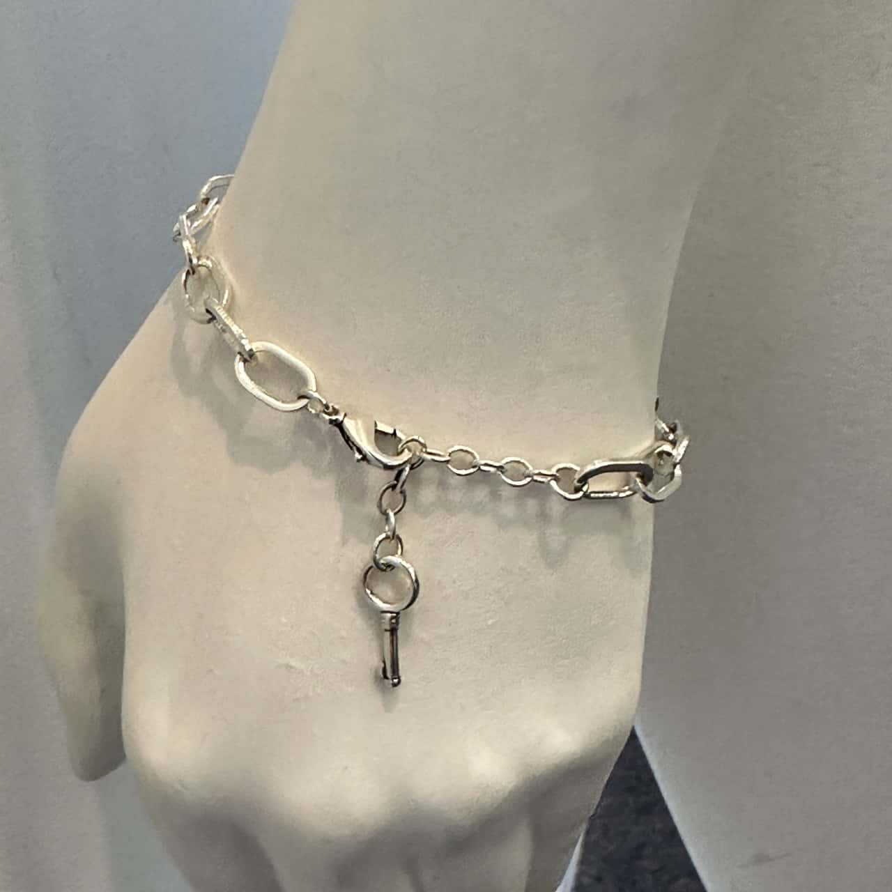 Women's 925 Hallmark Chain Bracelet Silver (s)