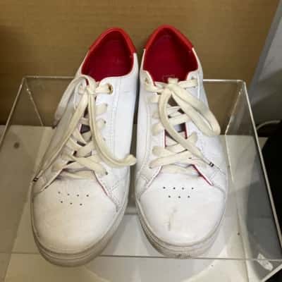 Tommy Hilfiger Kids Sneakers, Size US 6.5