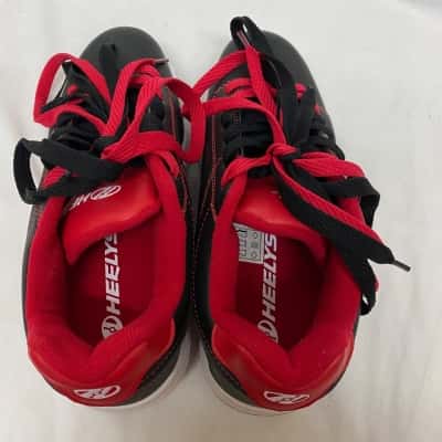 Healy’s Voyager Skate Shoes