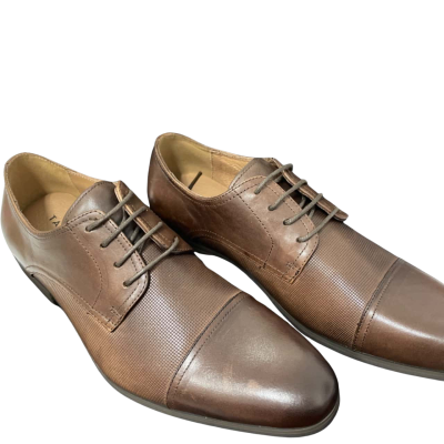 Tarocash Mens  Size 8 Dress shoes Chocolate 
