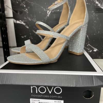 Novo  strapped heels   Size 9 Silver  new 
