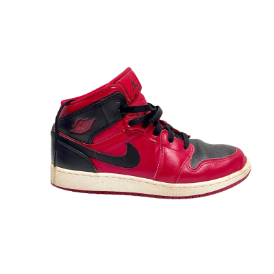 Nike Air Jordan  Size 40 Trainers Red / White 