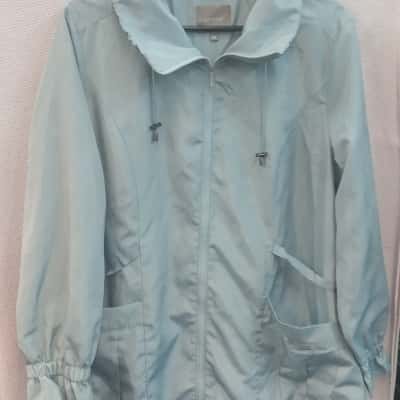Yarra Trail Womens  Size 14 Raincoat / Windbreaker Blue 