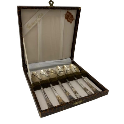 Vintage Grosveno Plate EPNS Spoons 