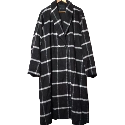 Bloomchic Women's Size XXL Black and White Winter Coat