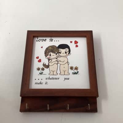 vintage love is key holder 