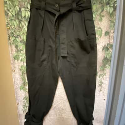 Country Road Women's Size 12 Black High Waisted Tie Cuff Pant