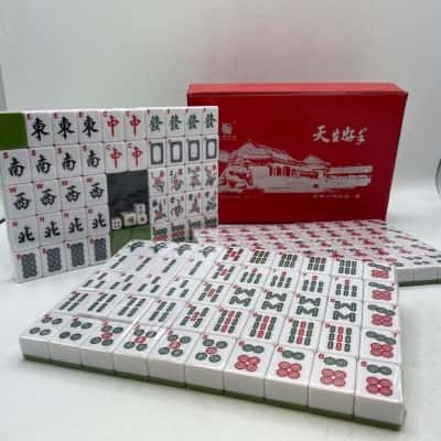 144 Piece Mahjong Game Set  Portable Mah Jong in Vinyl Case New SEALED 