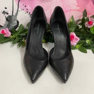 Finders Keepers D’orsay Heels - Size 39
